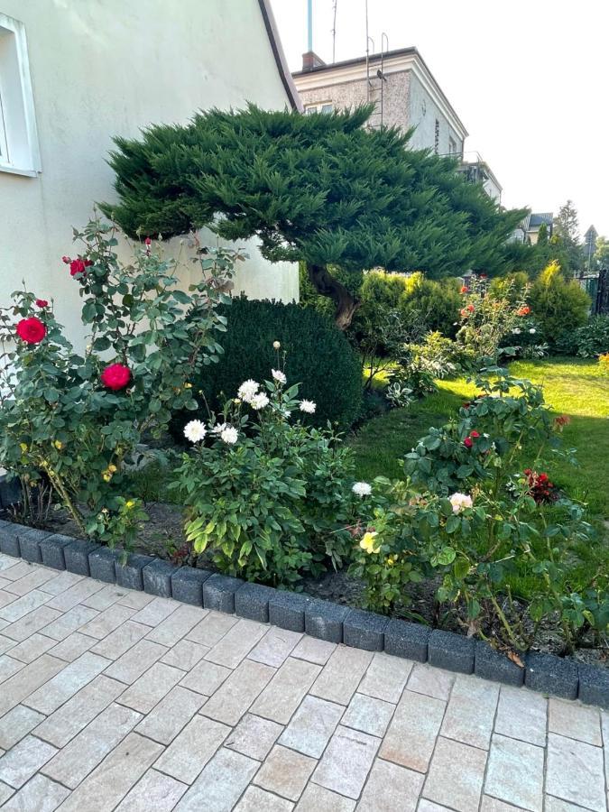 Morski Zakatek Kolobrzeg - Dom Z Ogrodem Na Wylacznosc Luaran gambar